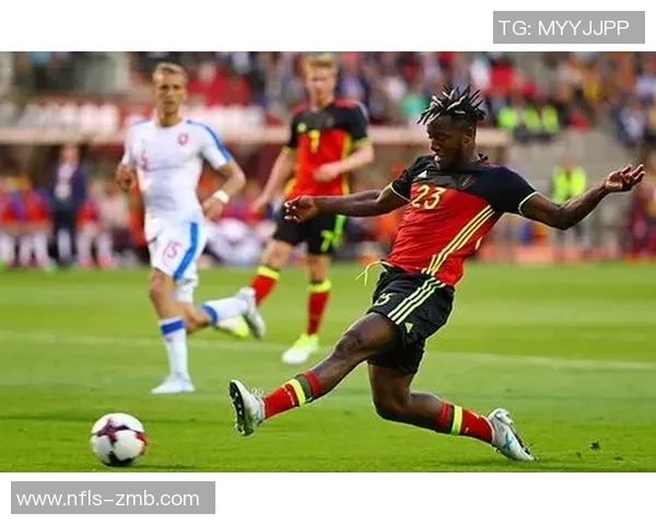 全球足球一号球星盘点：谁是当今足坛的顶级人物与领军人物